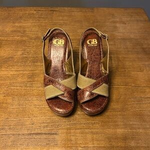 Gianni Bini Wooden Step Out Slingback Chunky Buckle Heels Size 9